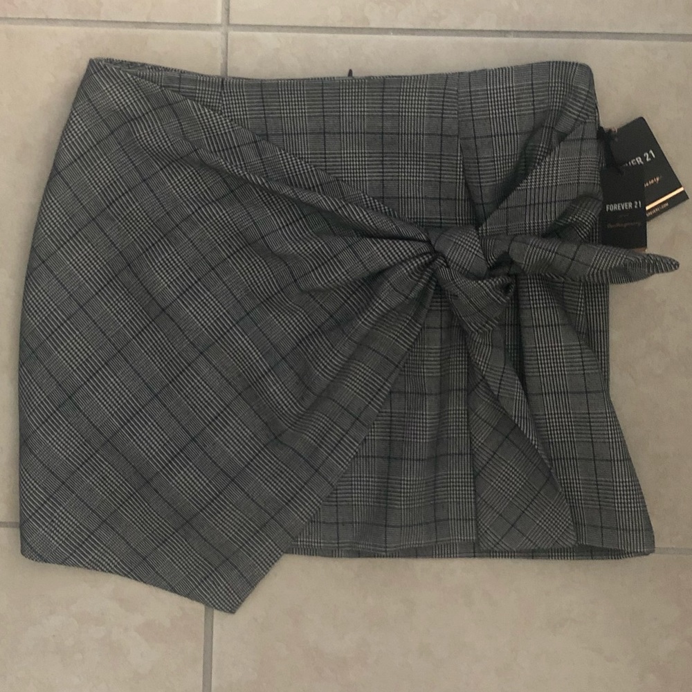New plaid skirt